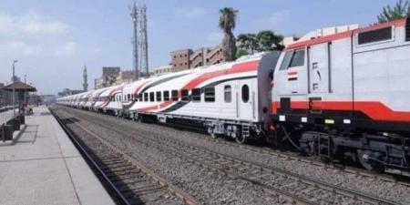 «المكيفة والروسي وتالجو».. مواعيد قطارات الصعيد والإسكندرية اليوم الجمعة 4-7-2025 - بوابة اخر ساعة