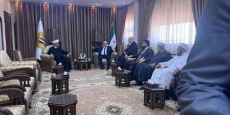 دريان أدى الصلاة بالمسجد الأموي والتقى وزير الأوقاف السوري: للتعاون بين العلماء السوريين واللبنانيين - بوابة اخر ساعة