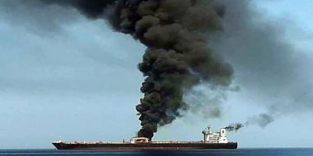 الحوثيون يعلنون استهداف سفينة "ماجيك سيز" بالبحر الأحمر: "باتت معرضة للغرق" - بوابة اخر ساعة