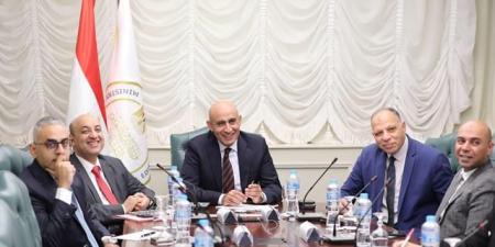 وزير التعليم يعقد اجتماعًا مع مديري المديريات التعليمية لاستعراض الترتيبات النهائية لآخر أيام امتحانات الثانوية العامة - بوابة اخر ساعة