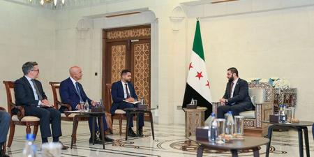 الرئيس الشرع يلتقي المبعوث الخاص للولايات المتحدة الأمريكية إلى سوريا - بوابة اخر ساعة