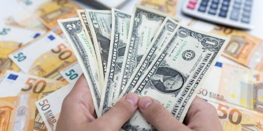 الدولار عند أدنى مستوى بـ4 سنوات متأثرا بقانون ترامب للضرائب - بوابة اخر ساعة