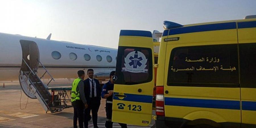 في حالة صحية حرجة .. نقل مواطن من القاهرة للمملكة عبر طائرة إخلاء طبي جوي - بوابة اخر ساعة