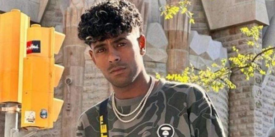 أخبار الرياضة - المطرب عفروتو يكشف تفاصيل مؤثرة عن علاقته بوالده: "قسوة صنعت مني رجلًا صلبًا" - بوابة اخر ساعة