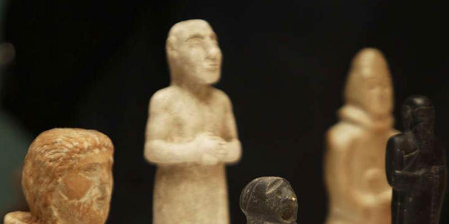 بين لصوص الآثار...قبور الرومان... تشعل الصراع - بوابة اخر ساعة