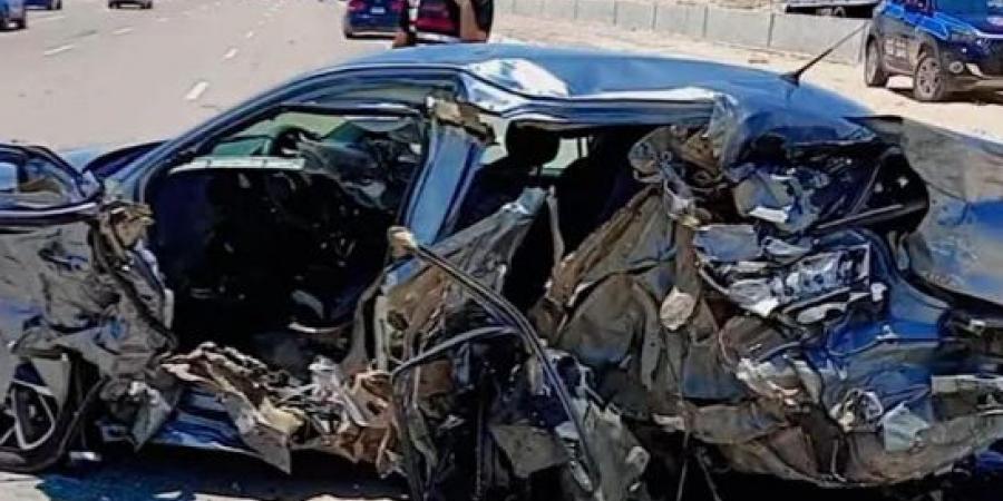 مصرع اسرة كاملة في حادث علي طريق العلمين - بوابة اخر ساعة