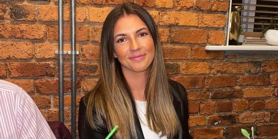 قصة مثيرة.. كواليس رحلة حارسة مرمى منتخب ويلز - بوابة اخر ساعة
