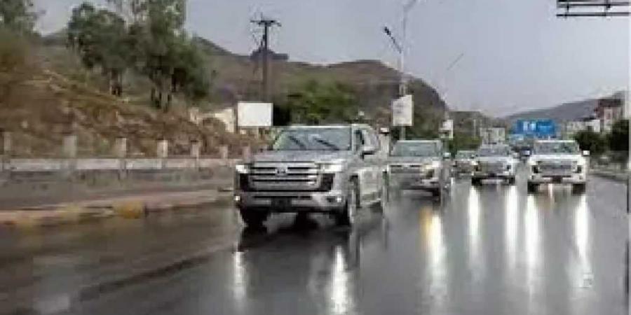 الحوثيون يمنعون استخدام ”الكشافات الغازية” في السيارات ويطلقون حملة ميدانية لتطبيق القرار - بوابة اخر ساعة