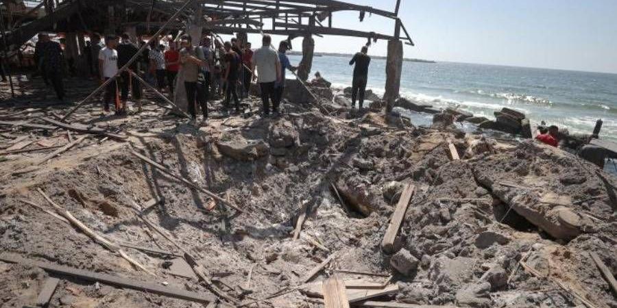 إسرائيل استخدمت قنبلة وزنها 230 كغم في قصف مقهى بغزة - بوابة اخر ساعة