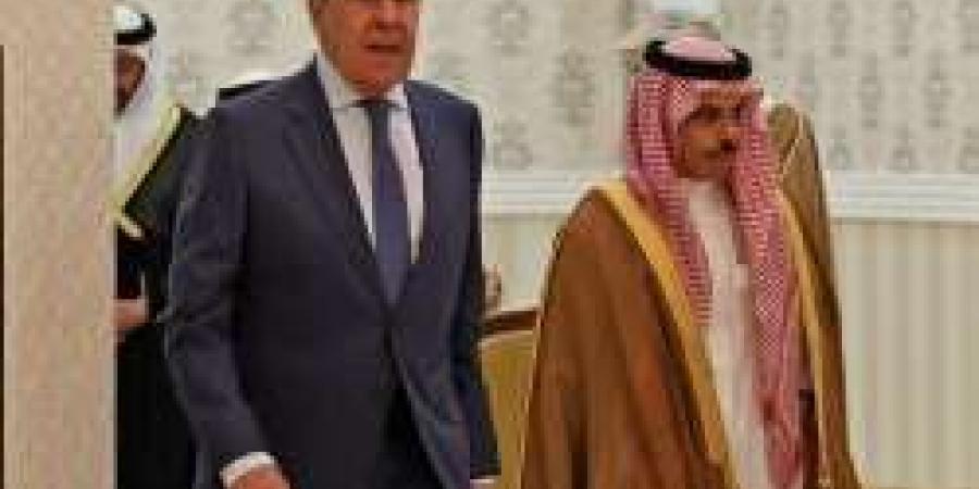 تفاصيل لقاء وزير الخارجية ونظيره الروسي.. والأخير يقدم التهنئة بـ فوز الهلال - بوابة اخر ساعة
