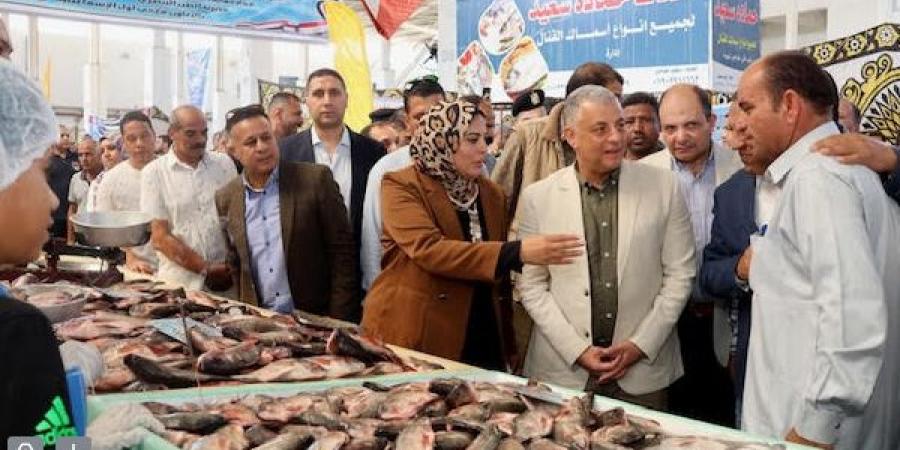 "أسماك البلد لأهل البلد": الإسماعيلية تحارب الغلاء بمبادرة نوعية - بوابة اخر ساعة
