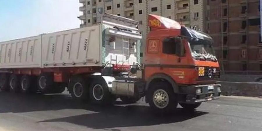 تفاصيل عقوبات النقل الثقيل المخالف للحمولات على الإقليمي - بوابة اخر ساعة