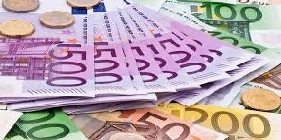 أخبار الرياضة - اليورو يسحل 57.89 جنيه فى البنوك المصرية منتصف تعاملات اليوم - بوابة اخر ساعة