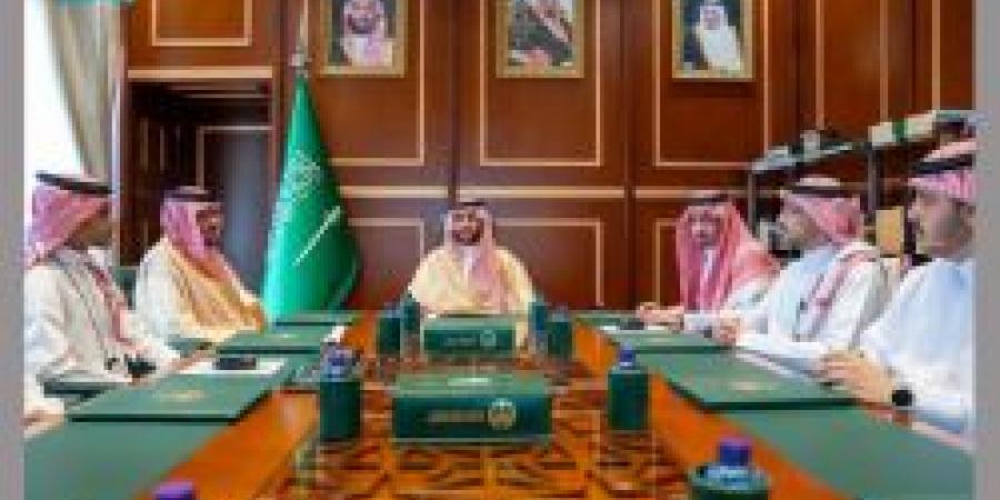 نائب أمير حائل يستعرض مستجدات هيئة تطوير المنطقة ويشيد بدورها في تعزيز التنمية - بوابة اخر ساعة