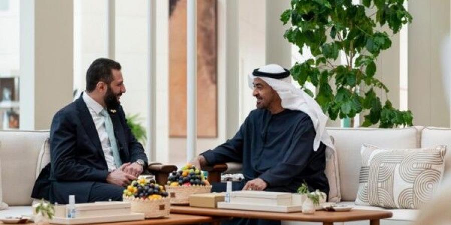 محمد بن زايد والشرع بحثا في الإمارات تطوير التعاون ومستجدات الأوضاع الإقليمية والدولية - بوابة اخر ساعة