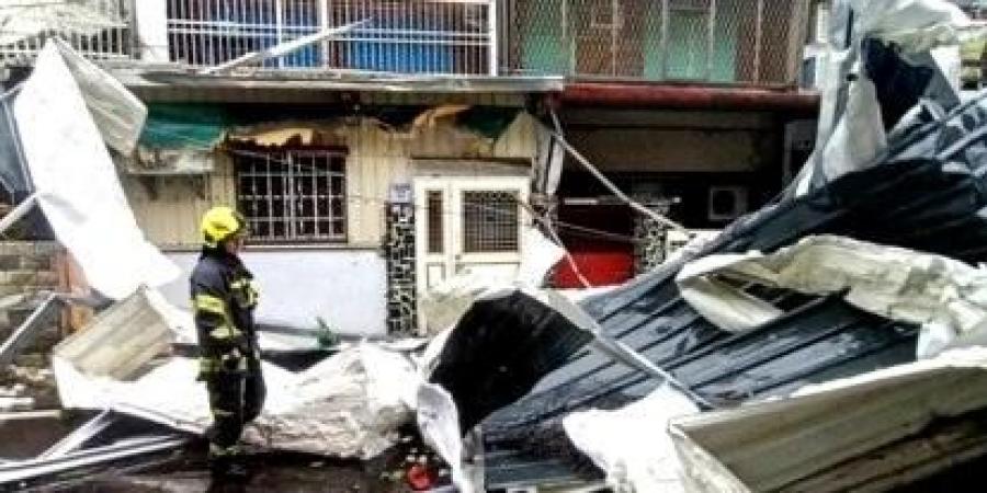 لقي شخصان على الأقل حتفهما وأُجلي ما يقرب من 3000 شخص في تايوان إثر إعصار داناس - بوابة اخر ساعة