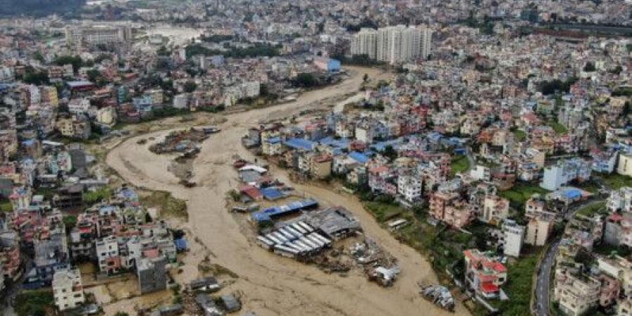 "أ ف ب": ثمانية قتلى و31 مفقودا في فيضانات على الحدود بين الصين والنيبال - بوابة اخر ساعة